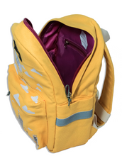 Laden Sie das Bild in den Galerie-Viewer, CITY BACKPACK – MUSTARD
